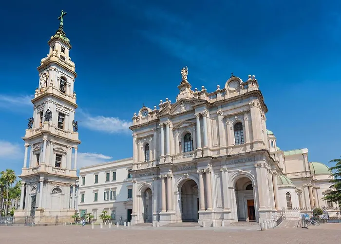 Couette-café Studio83 4*