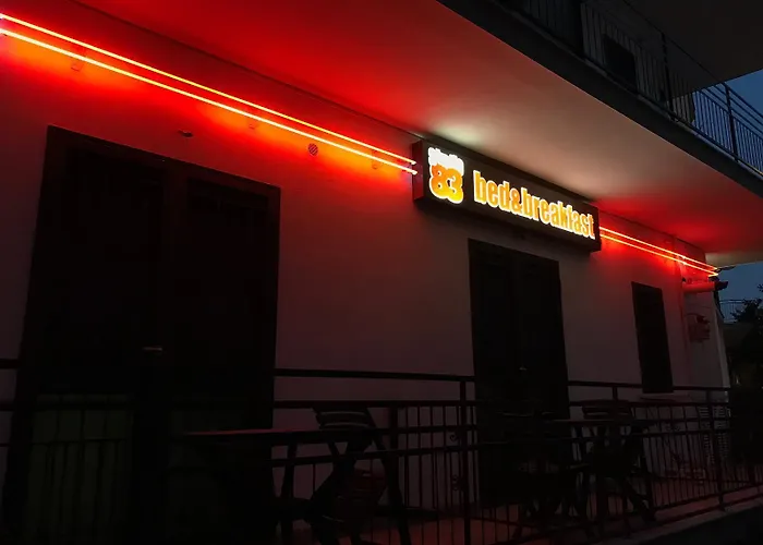 Studio83 Couette-café 4*