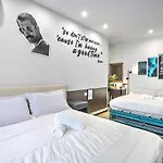 Bed & Breakfast Studio83