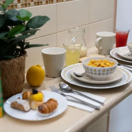 Bed and Breakfast Studio83