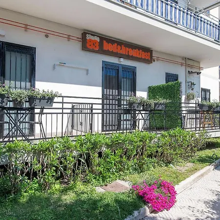 Studio83 Bed and Breakfast