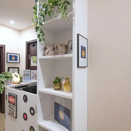 Couette-café Studio83 4*