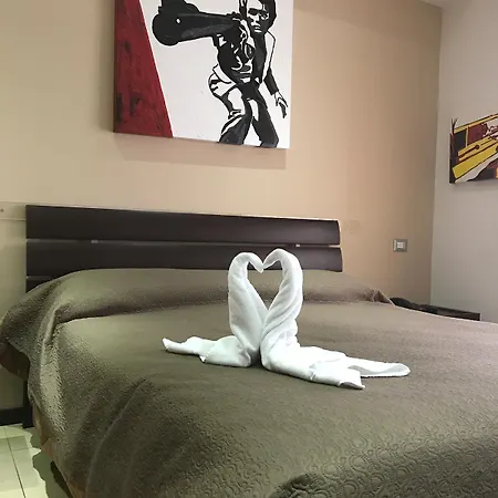 Studio83 Frühstückspension 4*