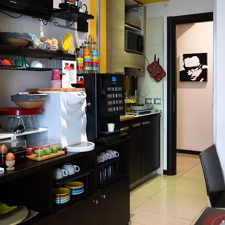 Bed & Breakfast Studio83