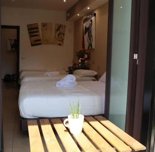 Bed & Breakfast Studio83