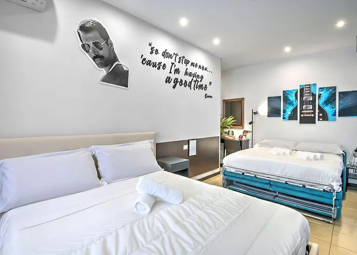 Bed & Breakfast Studio83