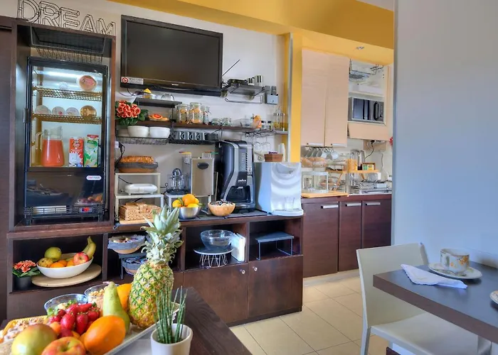 Bed & Breakfast Studio83