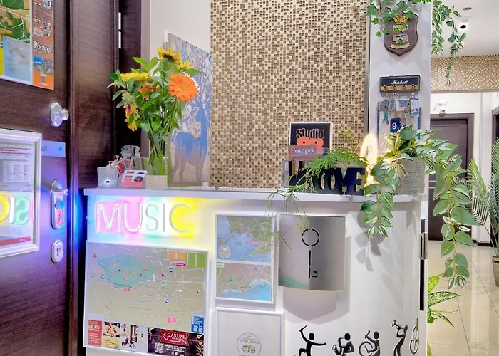 Bed & Breakfast Studio83