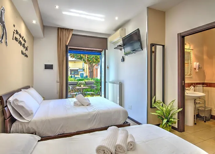 Studio83 Bed & Breakfast 4*