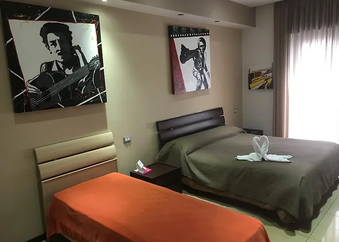 Bed & Breakfast Studio83